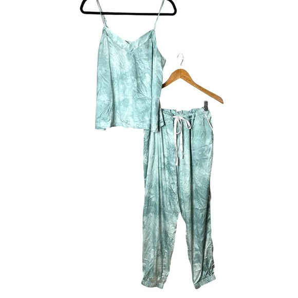 STARS ABOVE Tie Dye Satin y Sleep Set Pajamas PJs PJ's Lounge Set - size L/XL - Picture 1 of 12